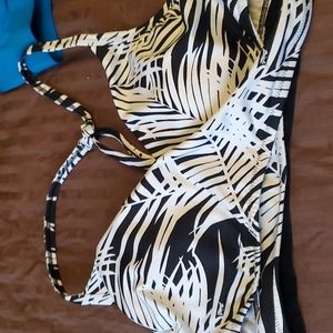 1 sports bra for sale